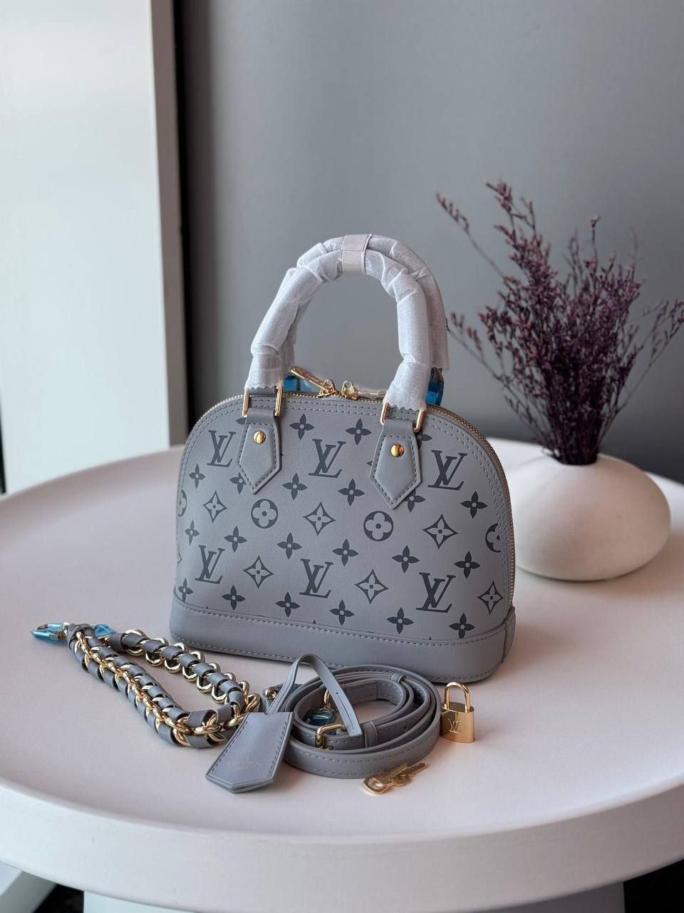 Alma Lv bag