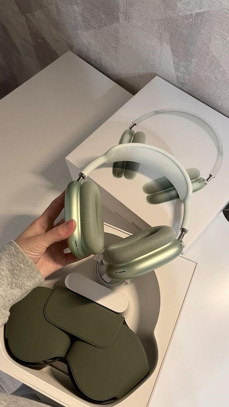 Apple airpods max