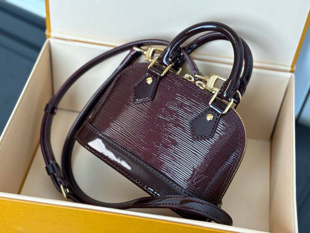 Alma Lv bag