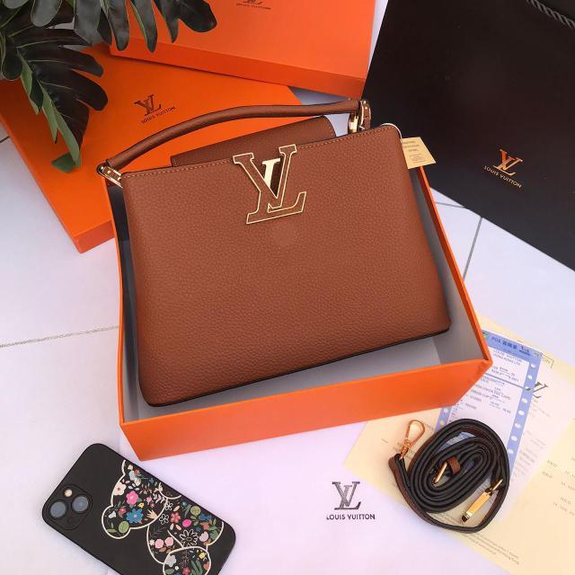 Louis vuitton capucines