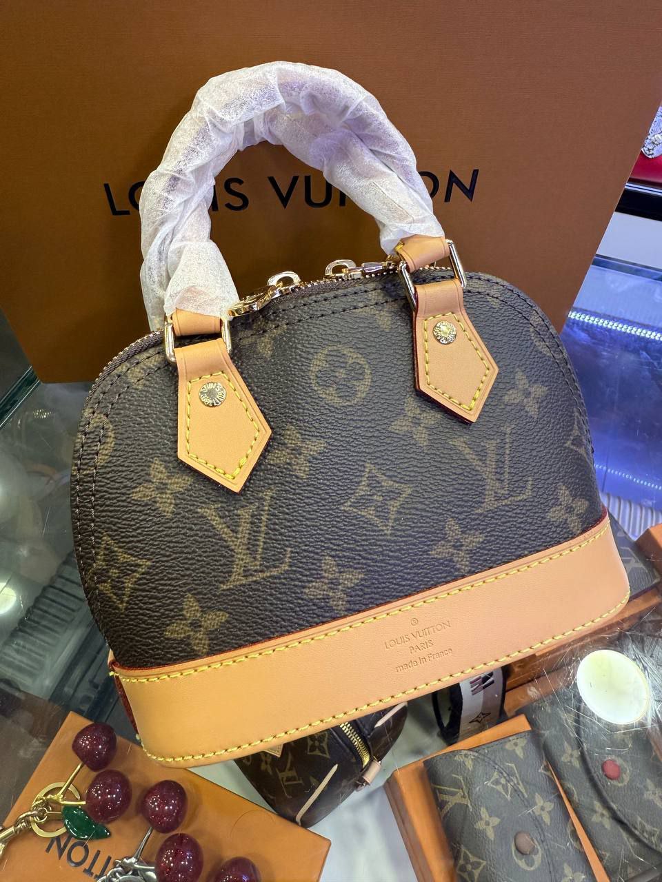Alma Lv bag
