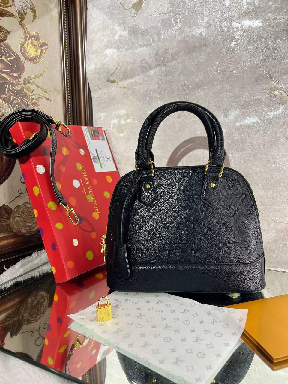 Alma Lv bag